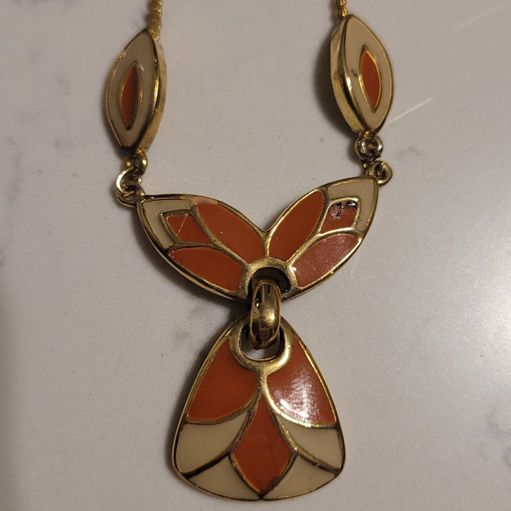 Vintage Gold Tone Floral Lotus Necklace Signed Thailand
